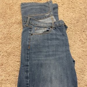 Old Navy Flirt Jenas